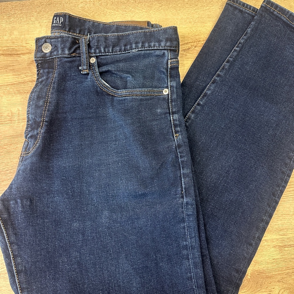 GAP Men's Dark Blue Slim Jeans